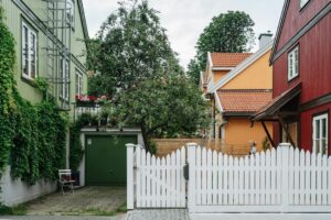 Maling av Gjerder: Den Ultimate Guiden til Enklere Prosjekter